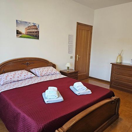 Suite Colosseo Рим Екстериор снимка